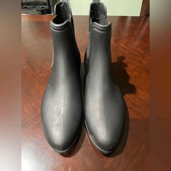Jeffrey Campbell Havana Last Matte Black Rain Ankle Booties Womens Size 8 - Picture 1 of 9
